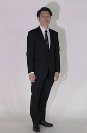 藤本康平｜プロフィール写真｜オフィス森本