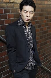 関本巧文｜プロフィール写真｜オフィス森本