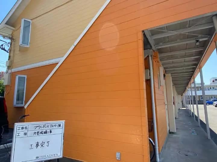 施工完了時の様子|CHIKAZAWA|所沢市、狭山市、川越市、東村山市の地域密着型施工会社|外壁工事、屋根工事、塗装工事、雨樋工事、内装工事を中心とした施工・修理・修繕が得意な職人集団です!所沢市、狭山市、川越市、東村山市のお客様とお客様の住まいについて一緒に考えるアットホームな施工会社です。