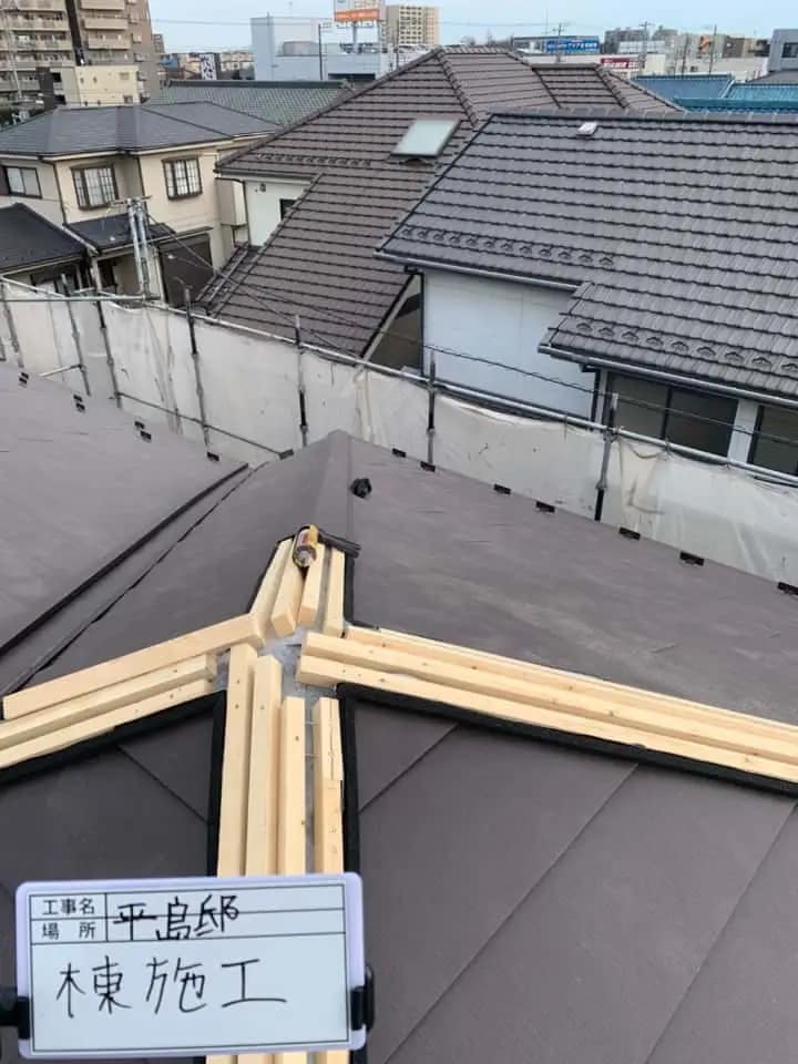 施工中の様子|CHIKAZAWA|所沢市、狭山市、川越市、東村山市の地域密着型施工会社|外壁工事、屋根工事、塗装工事、雨樋工事、内装工事を中心とした施工・修理・修繕が得意な職人集団です!所沢市、狭山市、川越市、東村山市のお客様とお客様の住まいについて一緒に考えるアットホームな施工会社です。