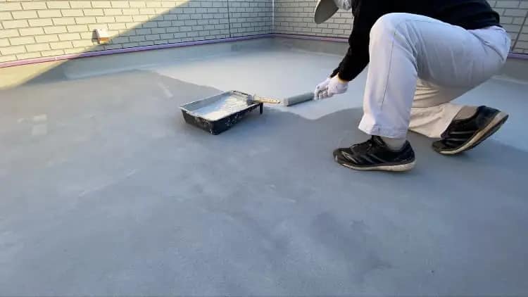 ベランダ・屋上防水工事にかかる費用相場や補助金｜入間市｜埼玉県｜防水工事｜ベランダ｜屋上｜CHIKAZAWA｜所沢市、狭山市、川越市、東村山市の地域密着型施工会社｜外壁工事、屋根工事、塗装工事、雨樋工事、内装工事を中心とした施工が得意な職人集団です！所沢市、狭山市、川越市、東村山市のお客様とお客様の住まいについて一緒に考えるアットホームな施工会社です。