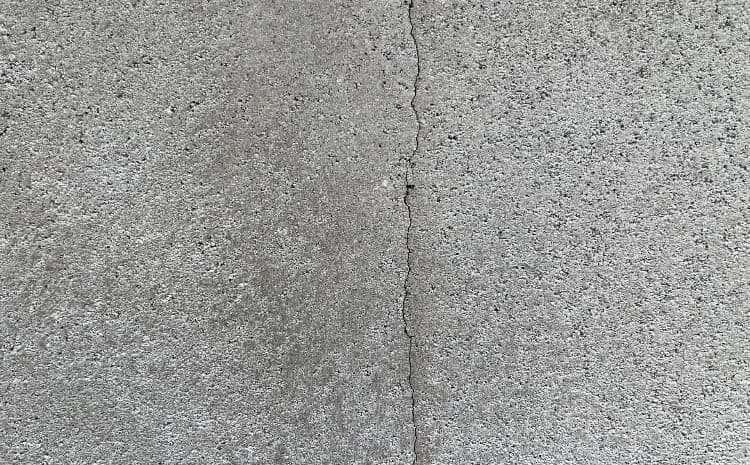  西東京市｜外壁のひび割れや損傷に対する少額補修の必要性とは？