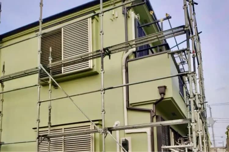 【西東京市】住宅の外壁塗装で使える助成金・火災保険｜西東京市｜外壁工事｜屋根塗装｜外壁塗装｜CHIKAZAWA｜所沢市、狭山市、川越市、東村山市の地域密着型施工会社｜外壁工事、屋根工事、塗装工事、雨樋工事、内装工事を中心とした施工が得意な職人集団です！所沢市、狭山市、川越市、東村山市のお客様とお客様の住まいについて一緒に考えるアットホームな施工会社です。