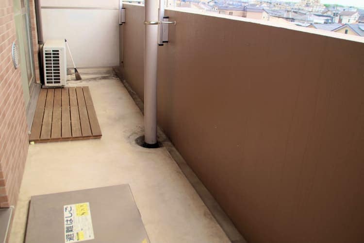 ベランダ・屋上防水工事にかかる費用相場や補助金｜ふじみ野市｜埼玉県｜防水工事｜ベランダ｜屋上｜CHIKAZAWA｜所沢市、狭山市、川越市、東村山市の地域密着型施工会社｜外壁工事、屋根工事、塗装工事、雨樋工事、内装工事を中心とした施工が得意な職人集団です！所沢市、狭山市、川越市、東村山市のお客様とお客様の住まいについて一緒に考えるアットホームな施工会社です。