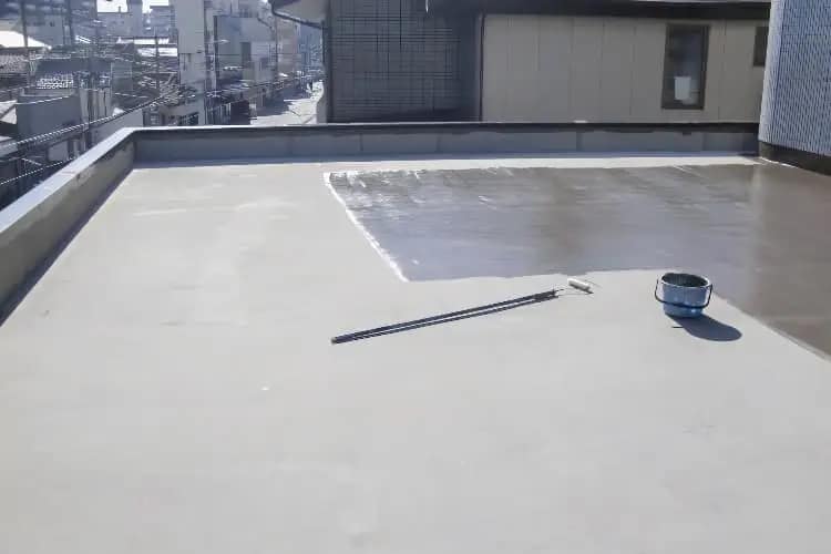 ベランダ・屋上防水工事にかかる費用相場や補助金｜立川市｜東京都｜防水工事｜ベランダ｜屋上｜CHIKAZAWA｜所沢市、狭山市、川越市、東村山市の地域密着型施工会社｜外壁工事、屋根工事、塗装工事、雨樋工事、内装工事を中心とした施工が得意な職人集団です！所沢市、狭山市、川越市、東村山市のお客様とお客様の住まいについて一緒に考えるアットホームな施工会社です。