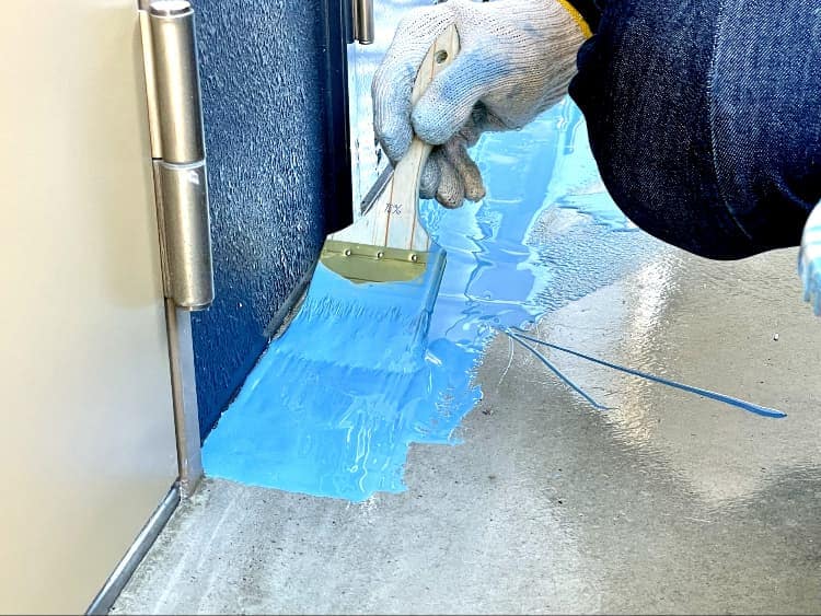 ベランダ・屋上防水工事にかかる費用相場や補助金01|狭山市|防水工事|雨漏り工事|外壁塗装工事|外壁修理工事|屋根塗装工事|外壁工事|屋根工事|CHIKAZAWA|所沢市、狭山市、川越市、東村山市の地域密着型施工会社|外壁工事、屋根工事、塗装工事、雨樋工事、内装工事を中心とした施工が得意な職人集団です!所沢市、狭山市、川越市、東村山市のお客様とお客様の住まいについて一緒に考えるアットホームな施工会社です。