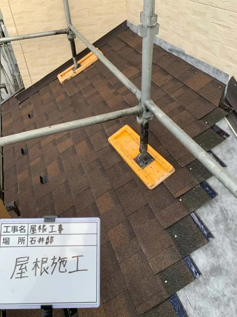 実際の工事の様子｜CHIKAZAWA｜所沢市、狭山市、川越市、東村山市の地域密着型施工会社｜外壁工事、屋根工事、塗装工事、雨樋工事、内装工事を中心とした施工が得意な職人集団です！所沢市、狭山市、川越市、東村山市のお客様とお客様の住まいについて一緒に考えるアットホームな施工会社です。